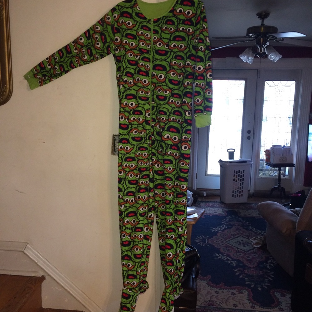 Sesame Street: Oscar the Grouch Onesie